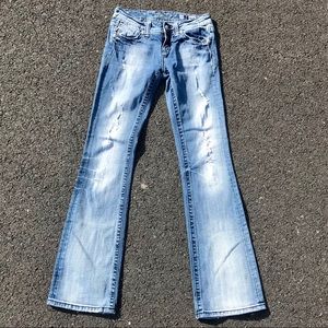 ☘️ 3 for $20 ☘️ Miss Me Distressed Bootcuts